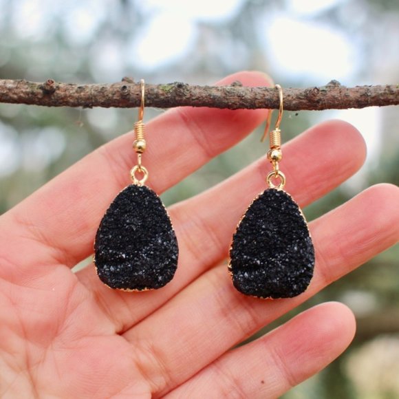New 14K Gold Black Druzy Teardrop Dangle Earrings - Picture 5 of 13